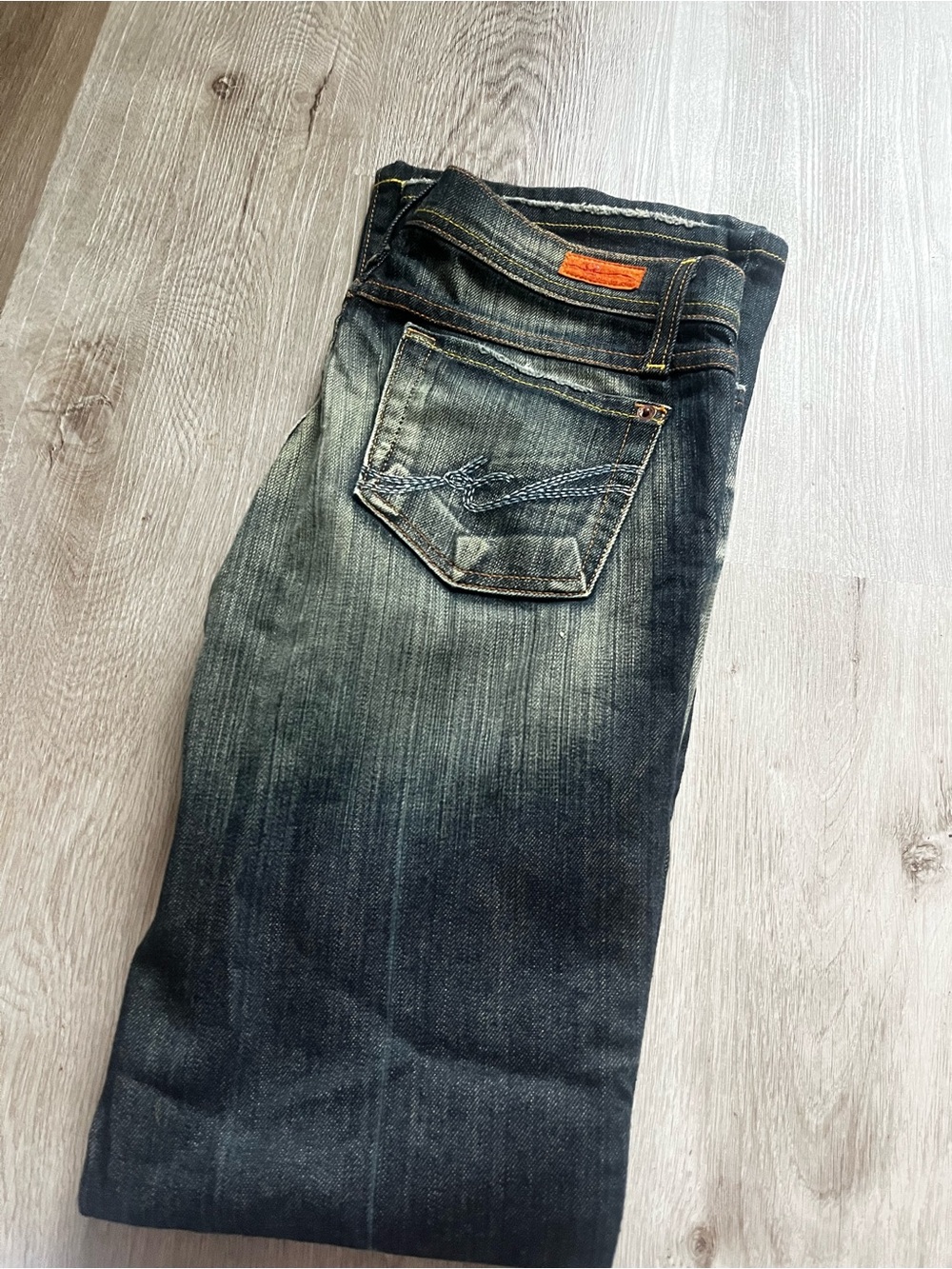 Women’s y2k Dark Wash Slim Straight Jeans - Faded wash